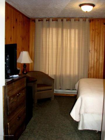 Hotel Colter's
